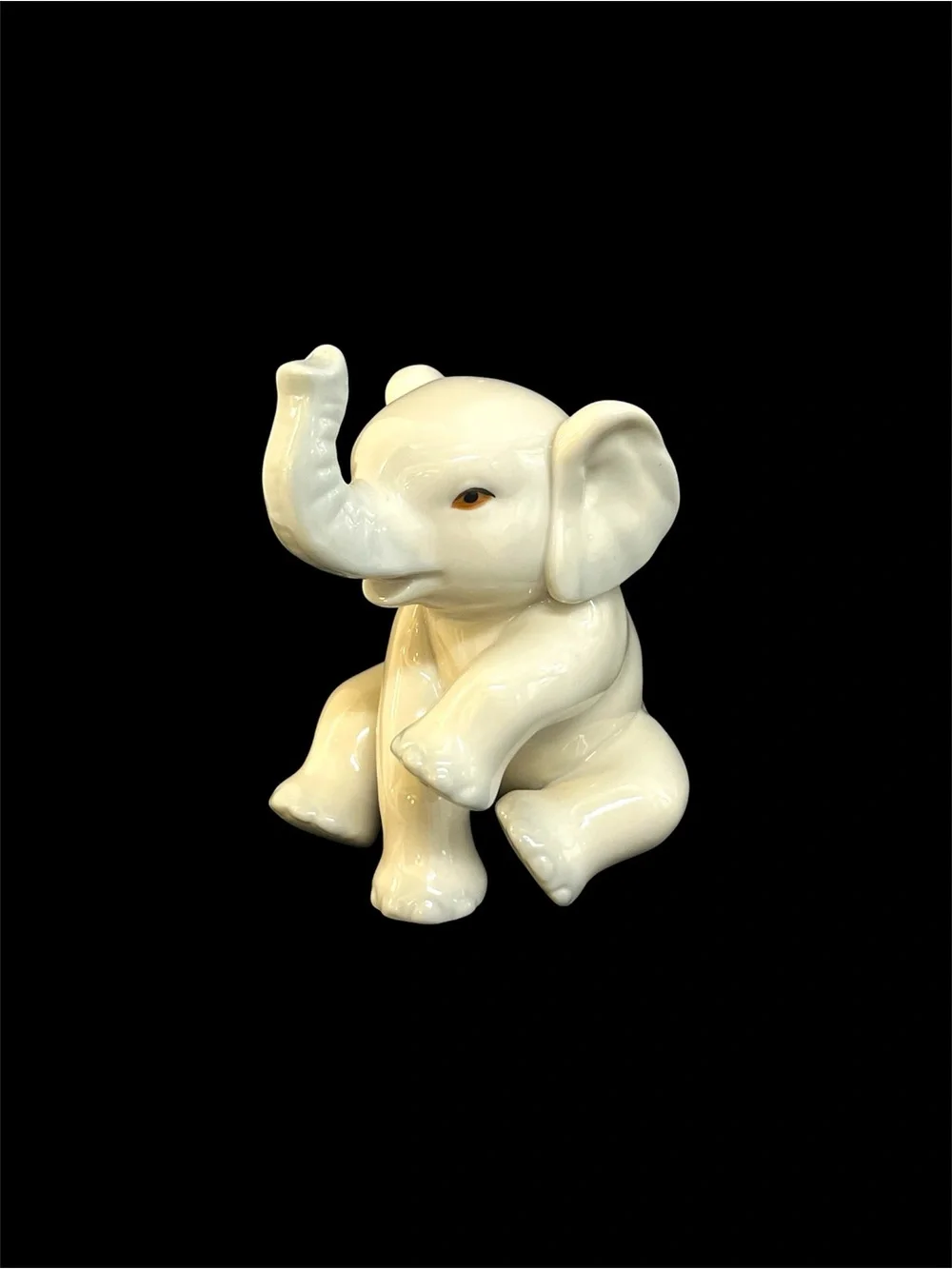 Princeton Gallery White Porcelain Baby Elephant Figurine Trunk Up Good Luck 3.5